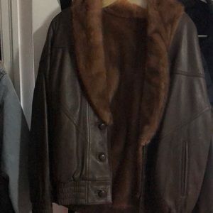 VINTAGE LEATHER JACKET